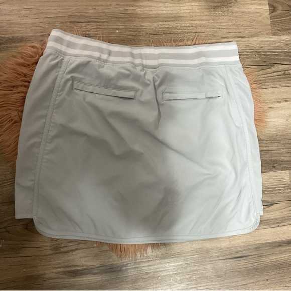 Athleta Gray Skort Size 10 - Picture 6 of 8